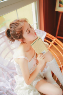 XXX摘花处破女另类HD